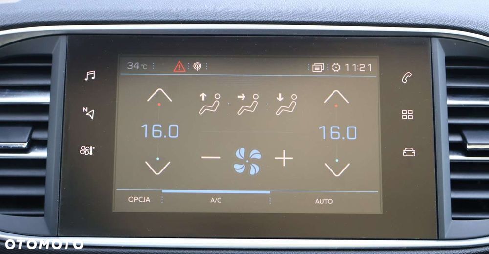 Peugeot 308 - 25