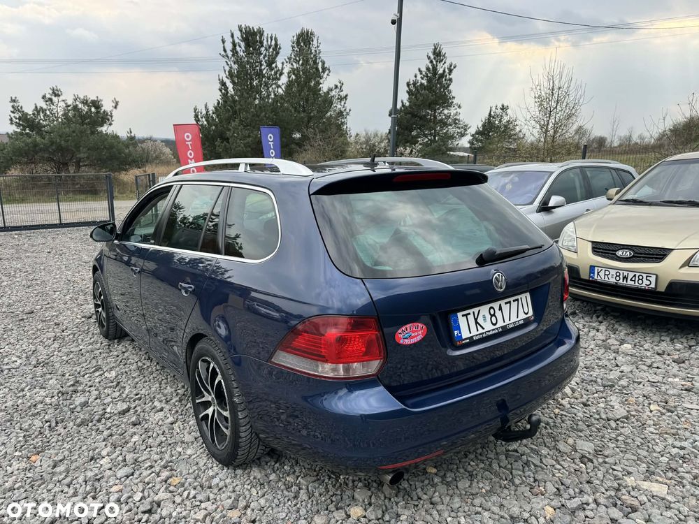 Volkswagen Golf 1.6 TDI Highline - 9