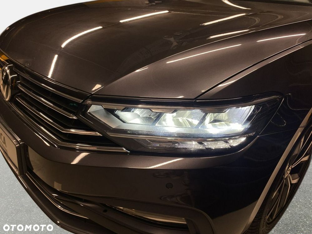 Volkswagen Passat Variant - 10