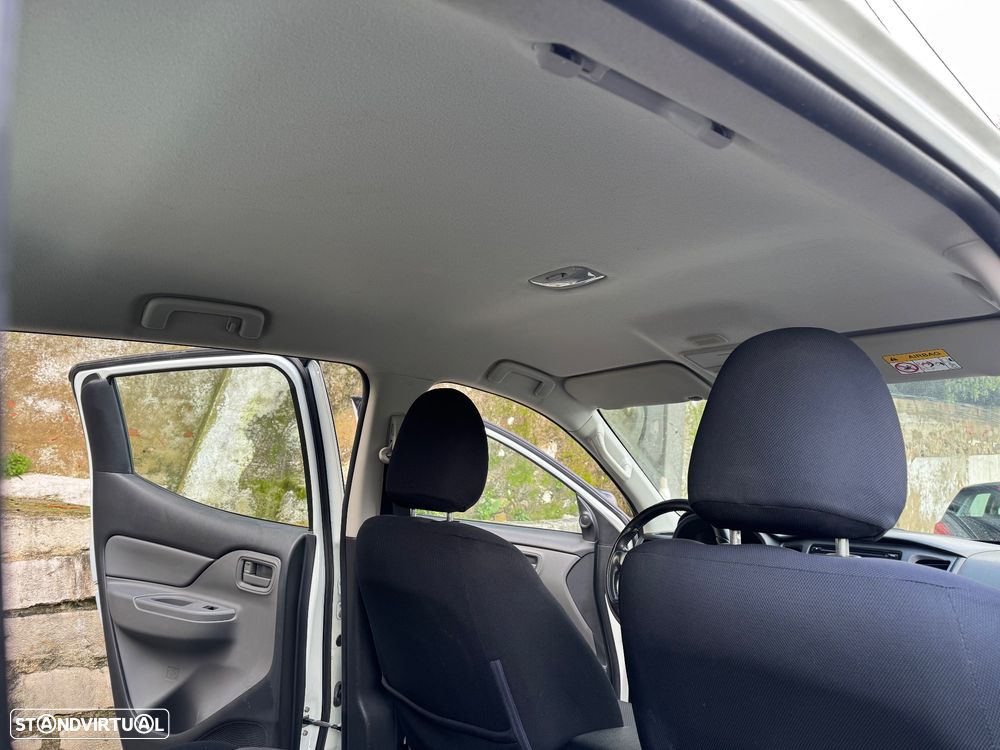 Mitsubishi L200 2.4 DI-D CD Invite 2WD - 29