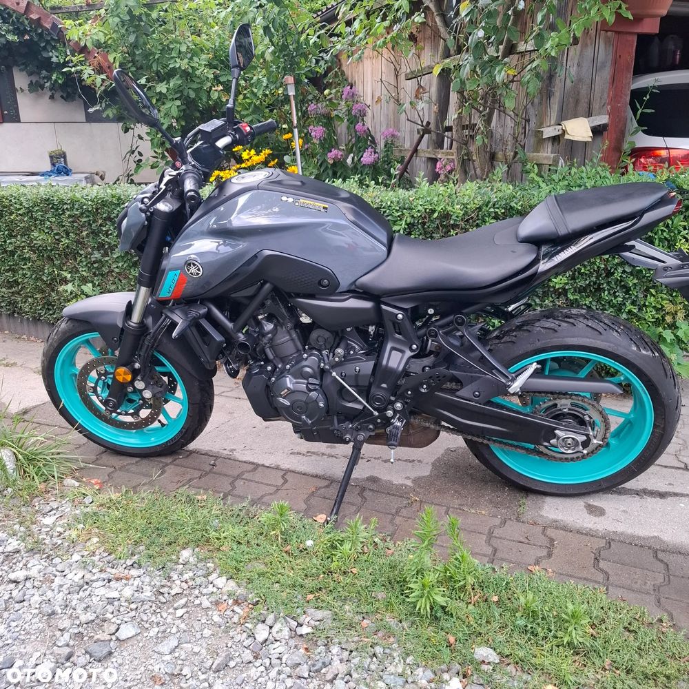 Yamaha MT - 8