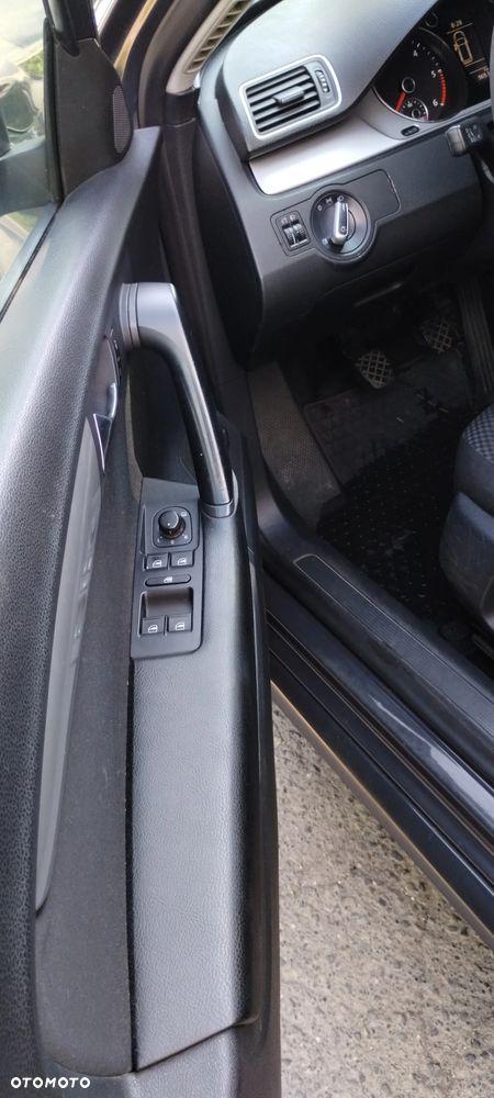 Volkswagen Passat 1.6 TDI BlueMotion - 13