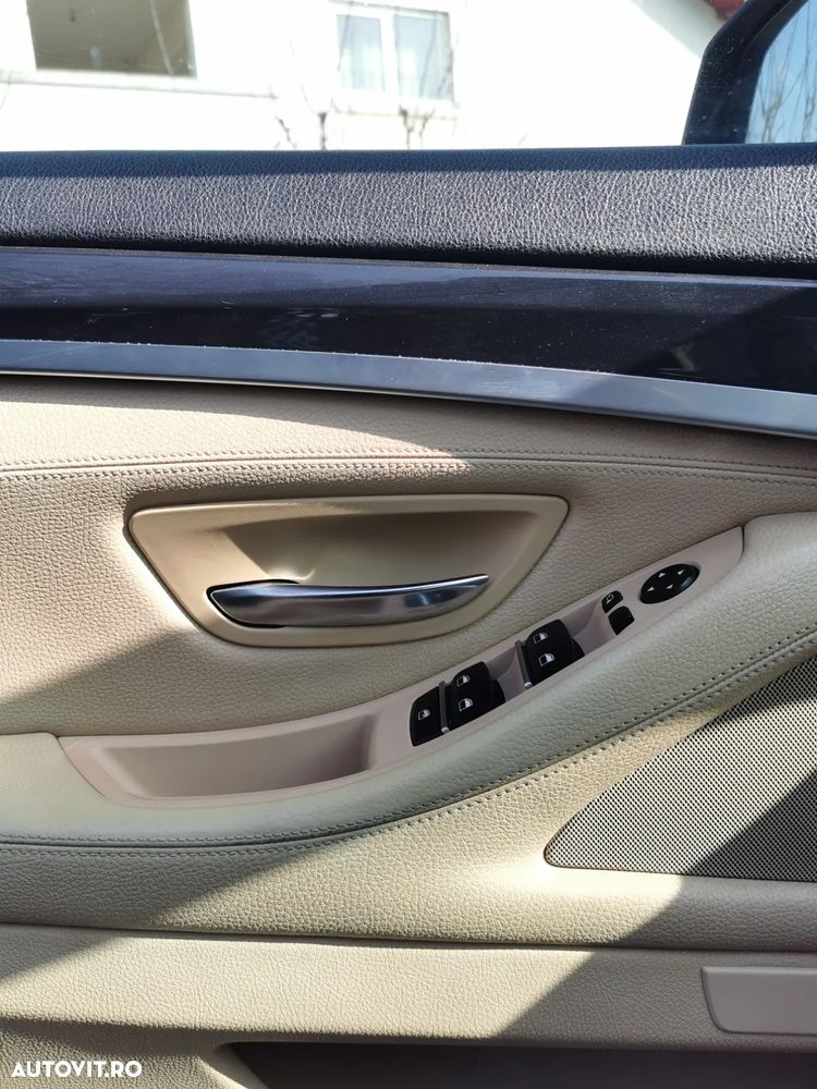 BMW Seria 5 520d - 12