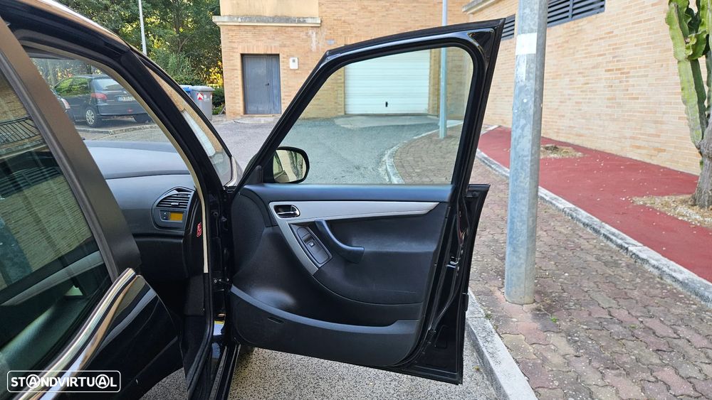 Citroën C4 Picasso 1.6 HDi Exclusive CMP6 - 34