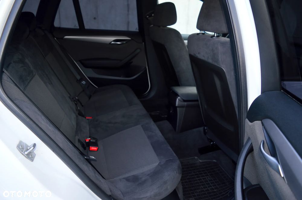 BMW X1 xDrive20d - 12