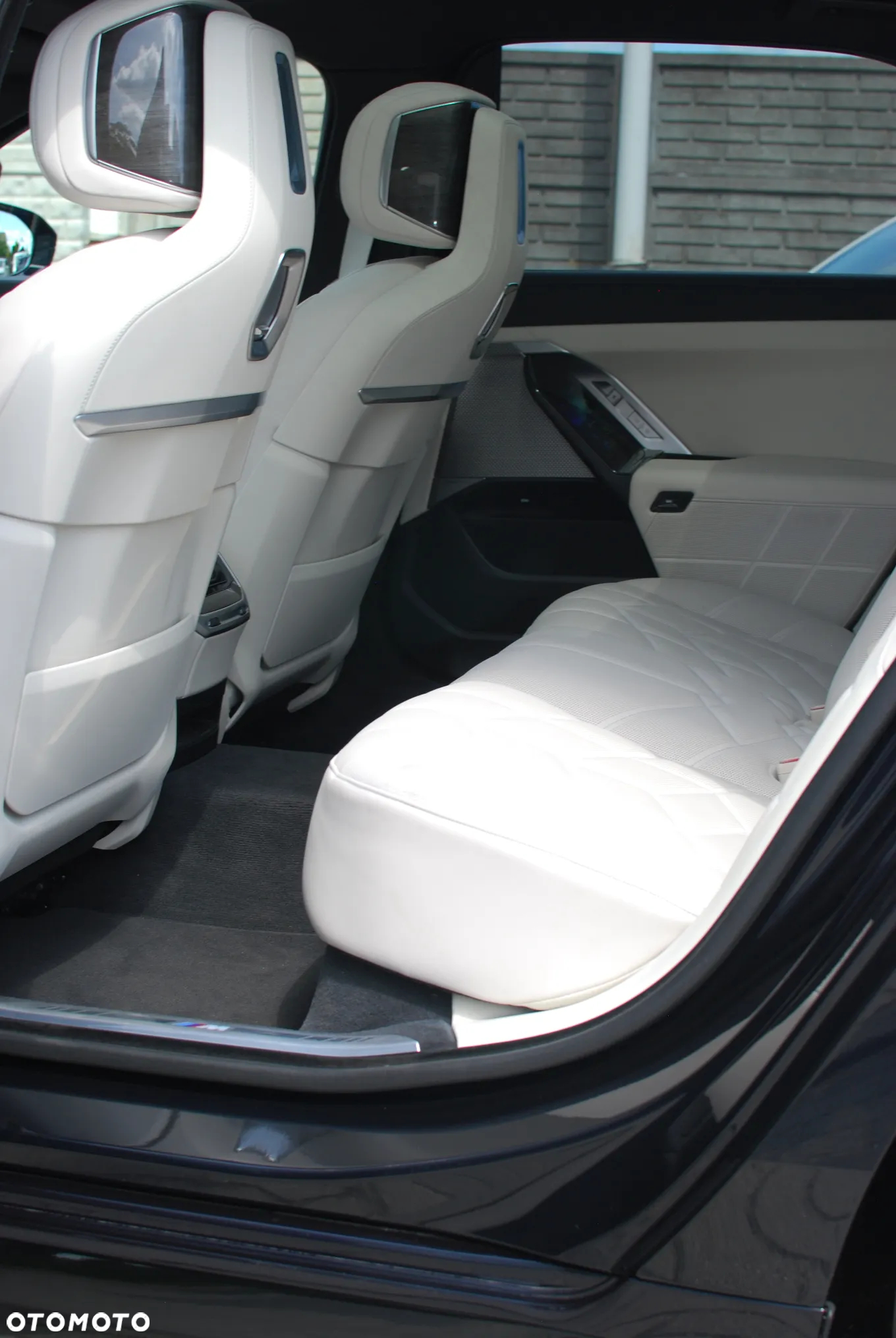 BMW Seria 7 M760e PHEV xDrive sport - 10