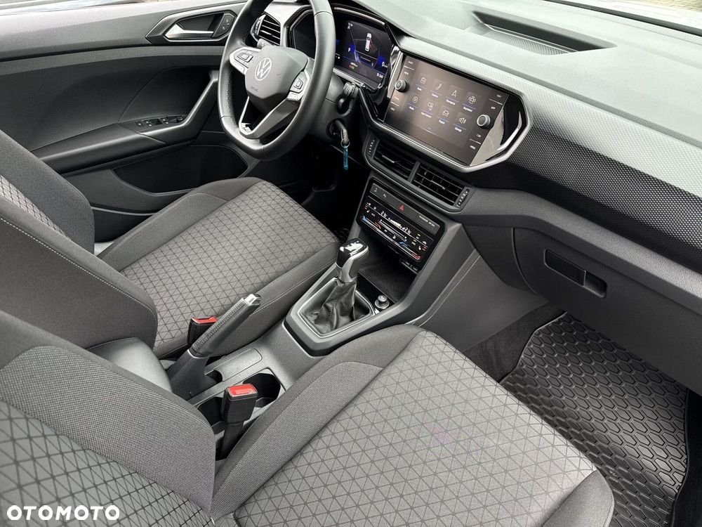 Volkswagen T-Cross 1.0 TSI Life DSG - 12
