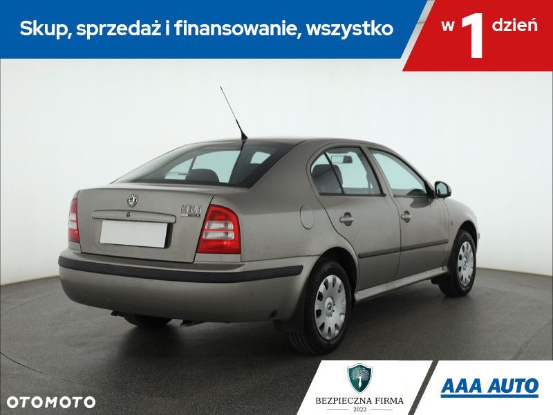 Skoda Octavia - 7
