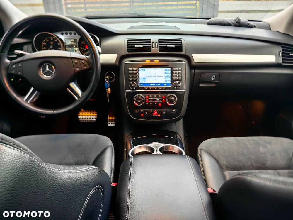 Mercedes-Benz Klasa R 500 L 4Matic 7G-TRONIC - 11