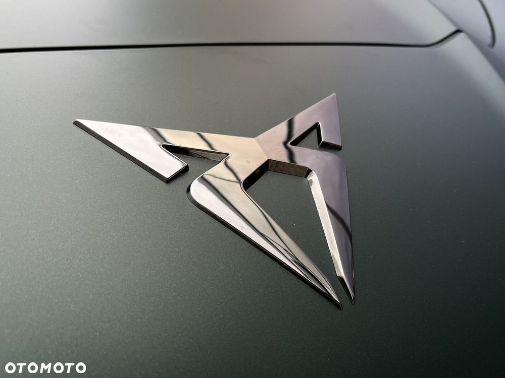Cupra Raval 52kWh VZ - 11