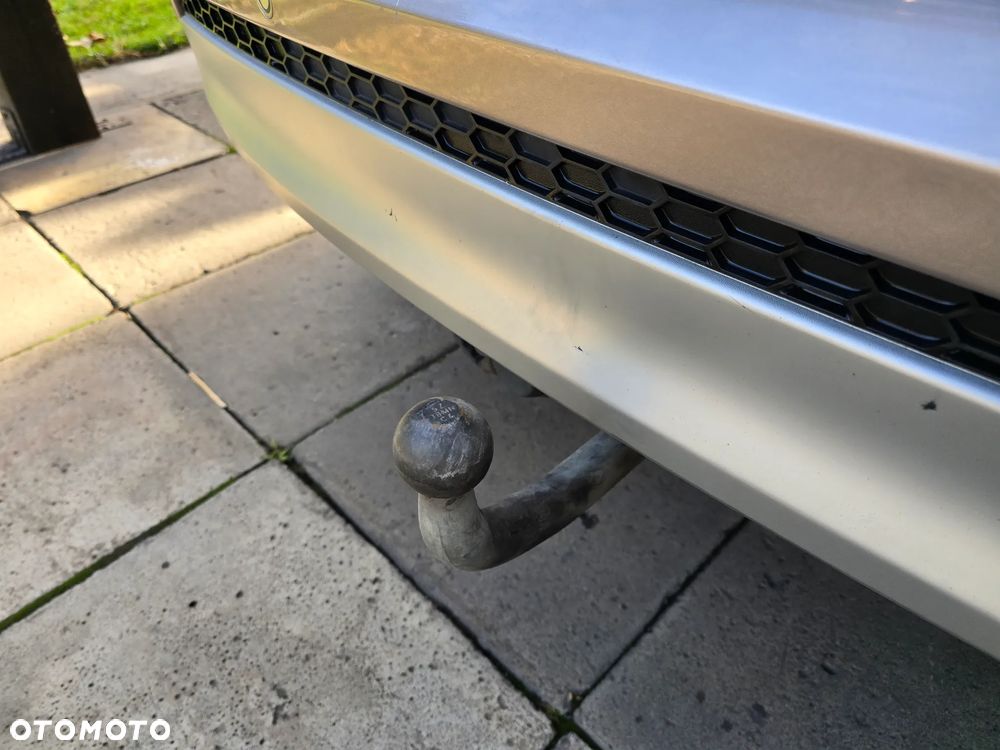 Hyundai Tucson ver-1-7-crdi-bluedrive-classic-2wd-dct - 29