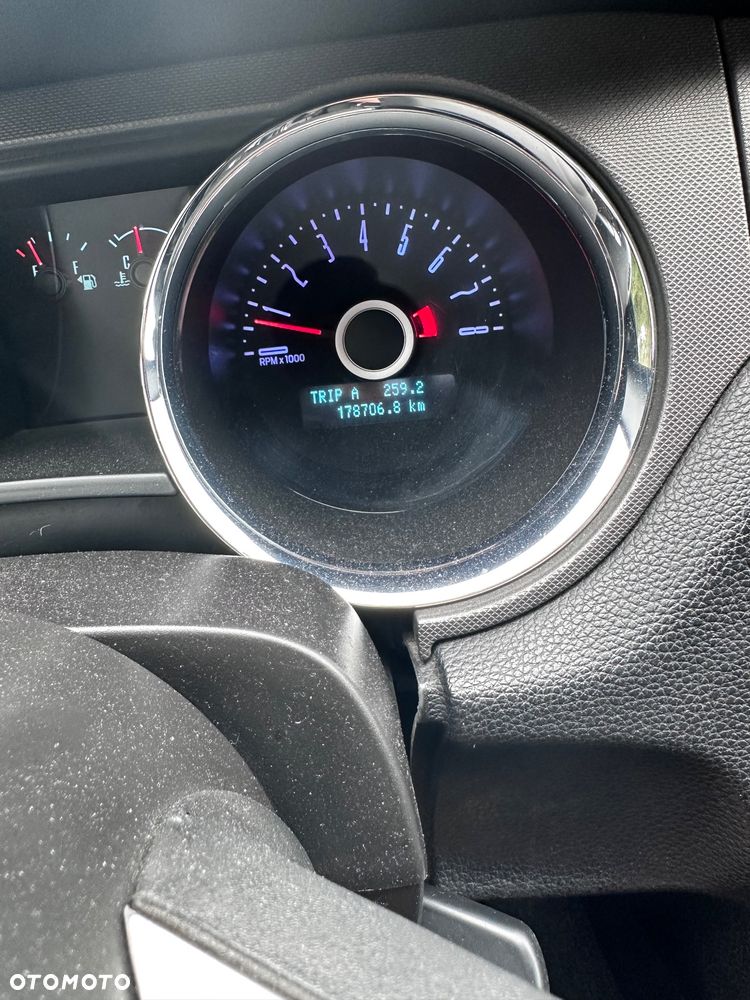 Ford Mustang 3.7 V6 - 18