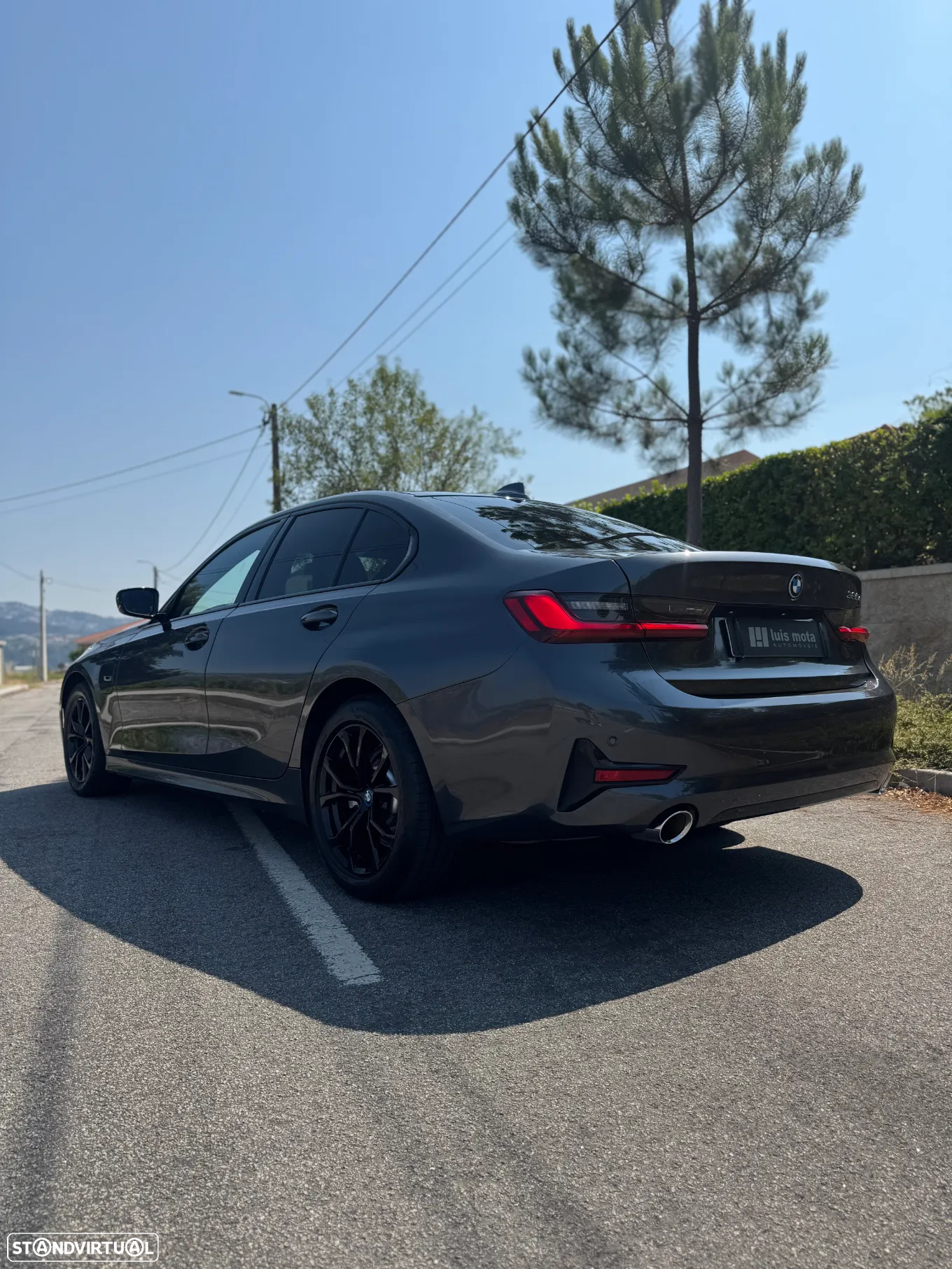 BMW 320 e Touring Corporate Edition Auto - 11