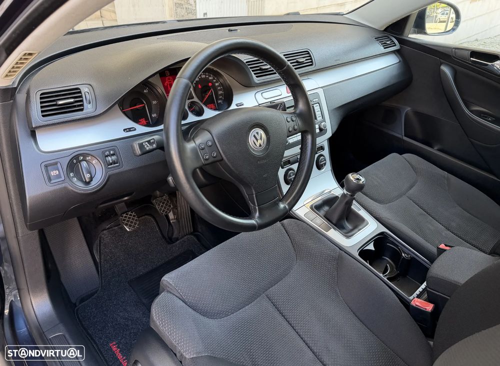 VW Passat Variant 1.9 TDI Confortline - 14