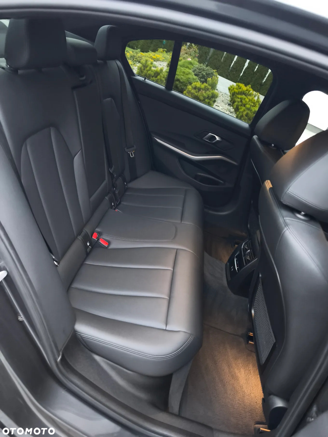 BMW Seria 3 318d Sport Line - 21