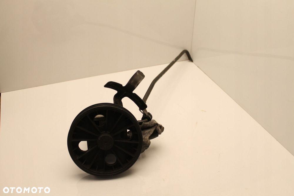 VOLVO XC70 2.5 T POMPA WSPOMAGANIA 30741121 - 3