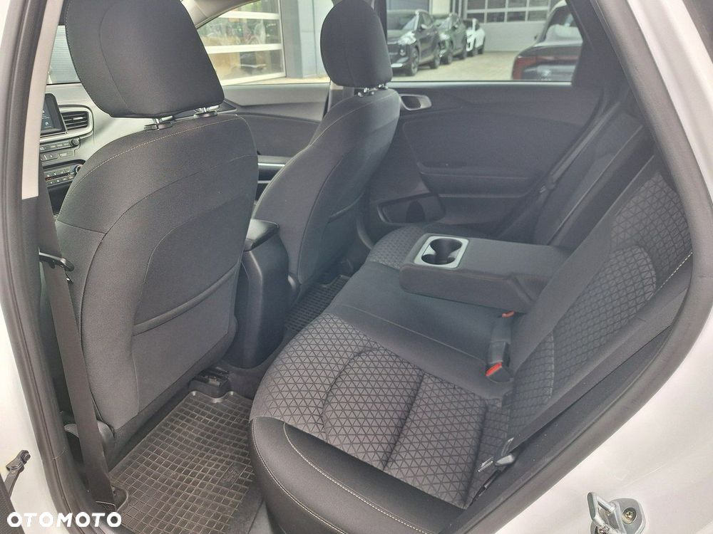 Kia Ceed 1.4 T-GDI M - 22