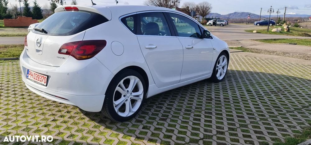 Opel Astra 1.7 CDTI DPF Sport - 10