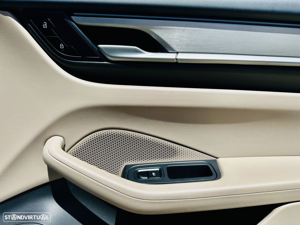 Porsche Macan Electric - 21