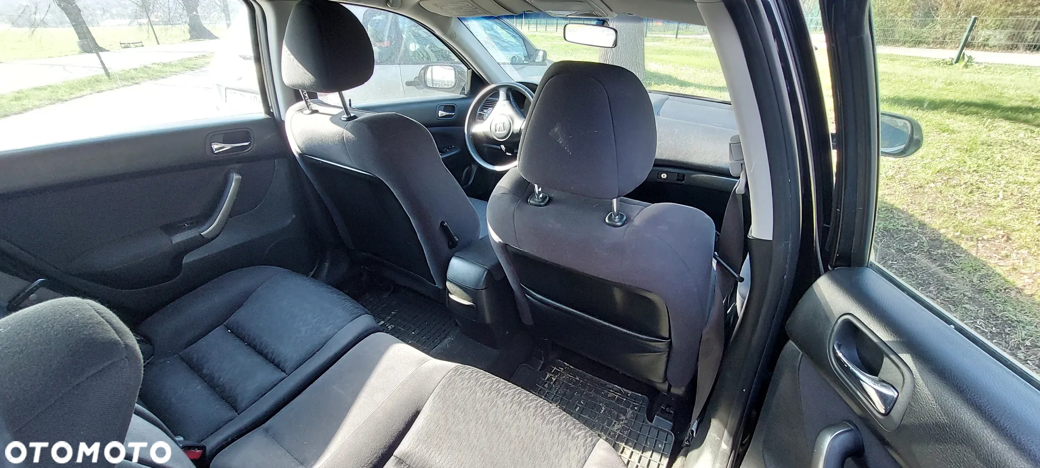 Honda Accord 2.0 Comfort - 12