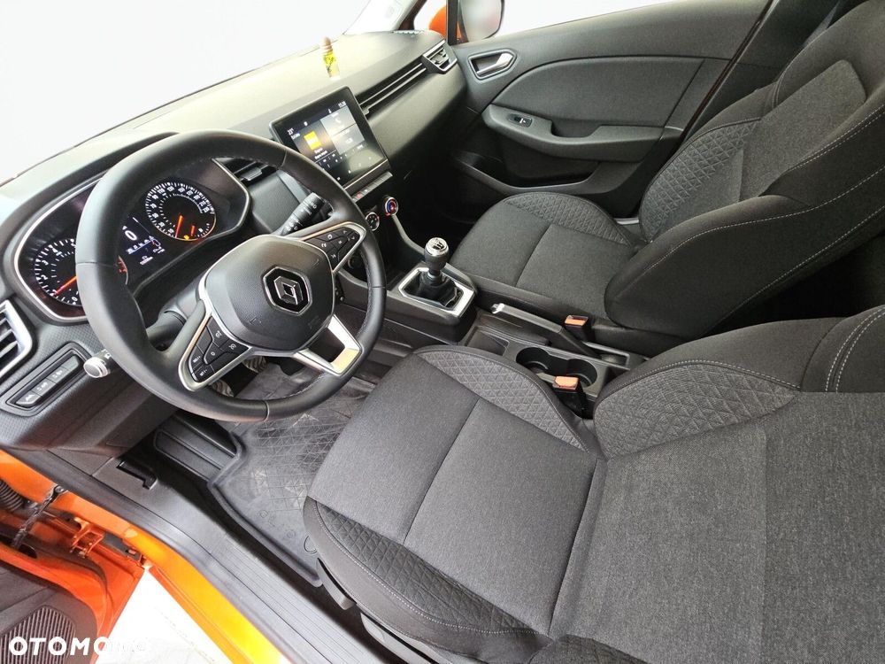 Renault Clio - 13