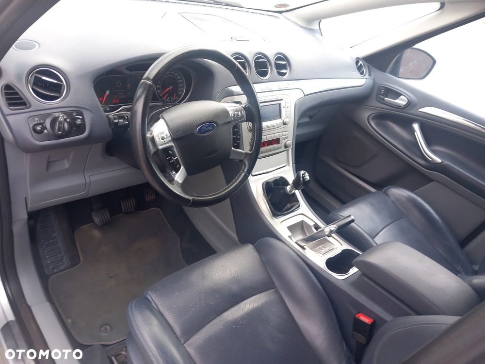 Ford S-Max 2.2 TDCi DPF Titanium - 30