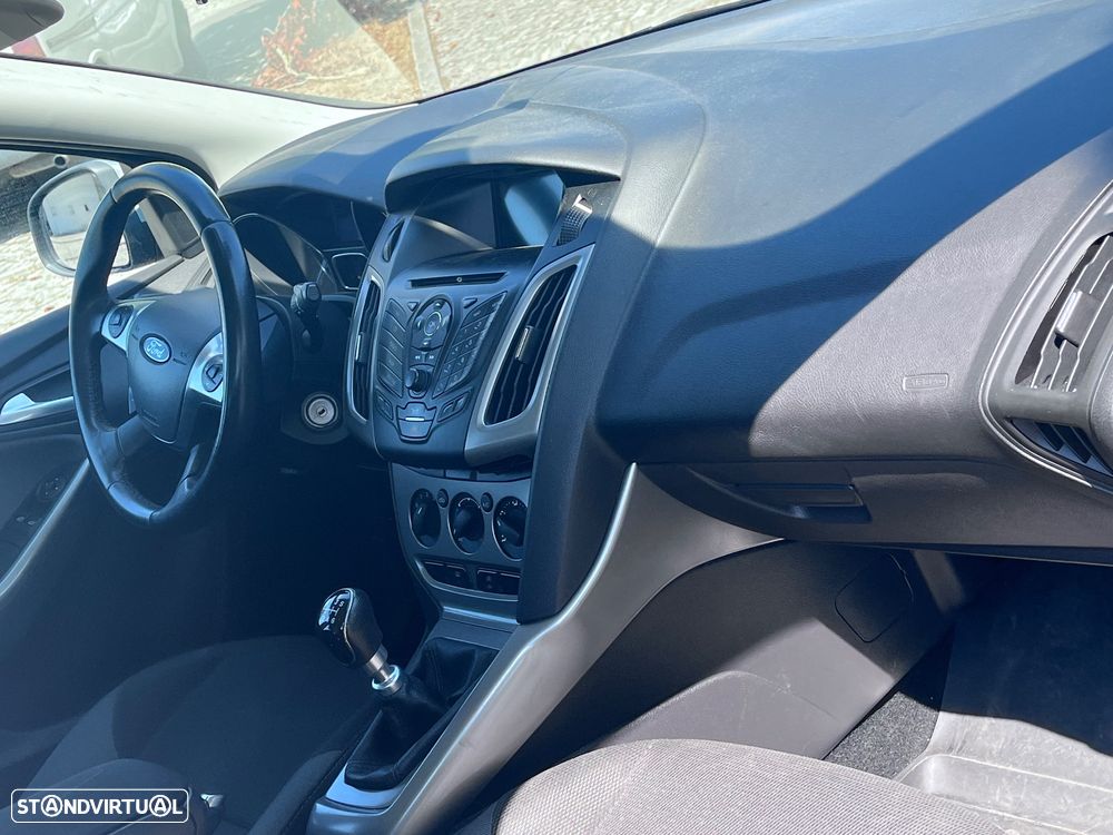 Ford Focus SW 1.6 TDCi DPF S&S Trend - 8