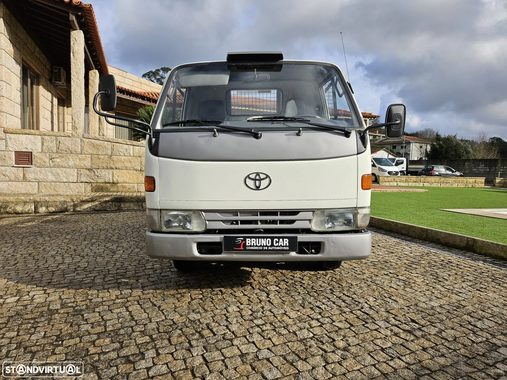 Toyota dyna 150 - 2