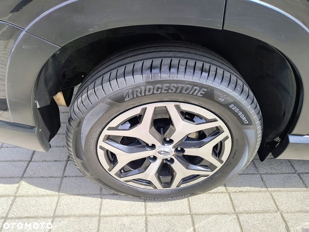Subaru Forester 2.0i-L Platinum (EyeSight) Lineartronic - 12