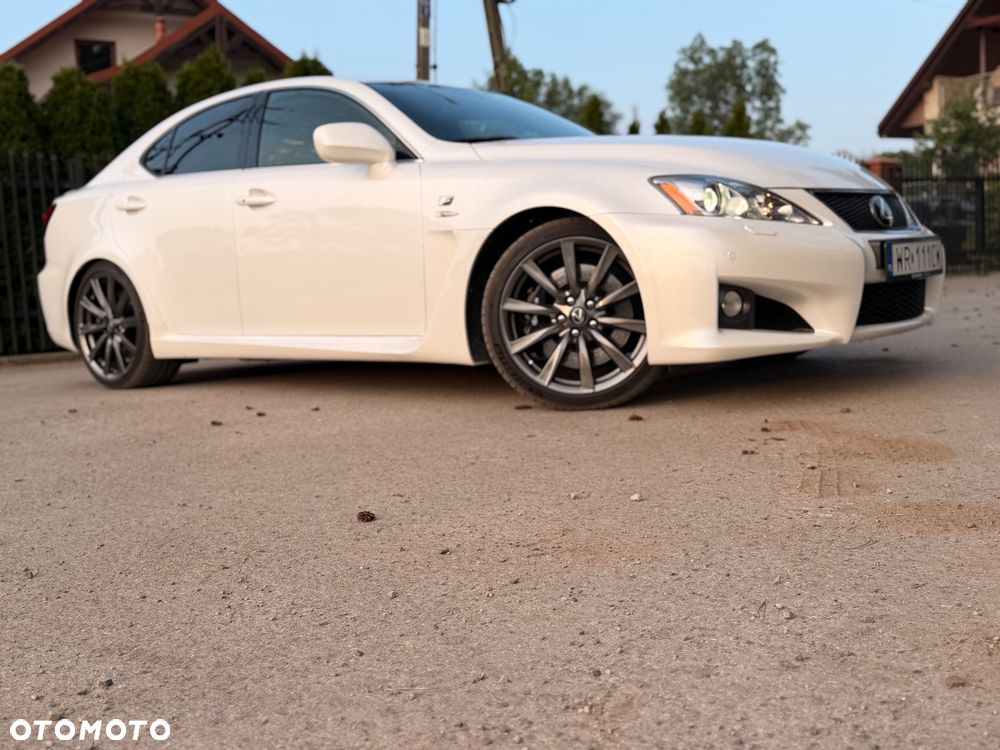 Lexus IS - 15