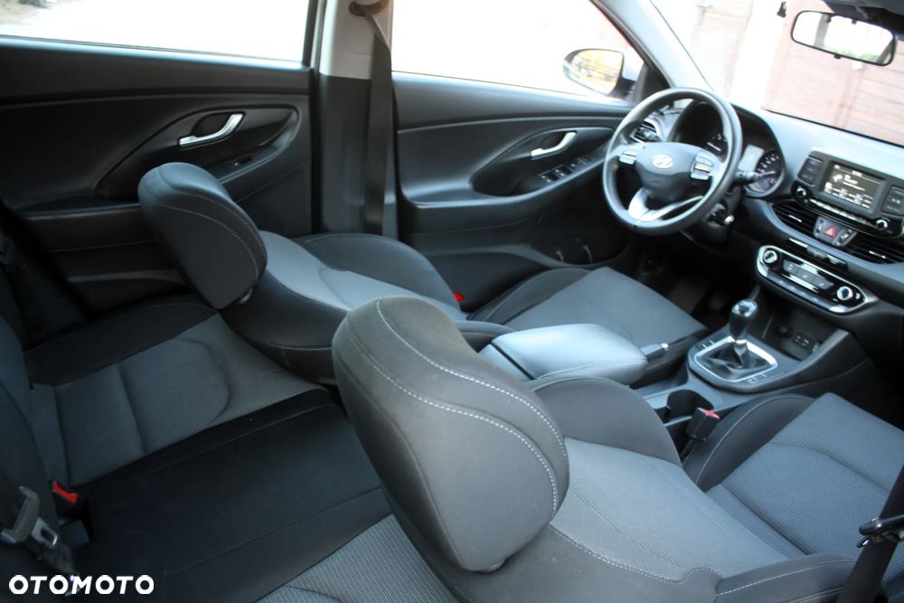 Hyundai i30 1.6 CRDi Premium - 7