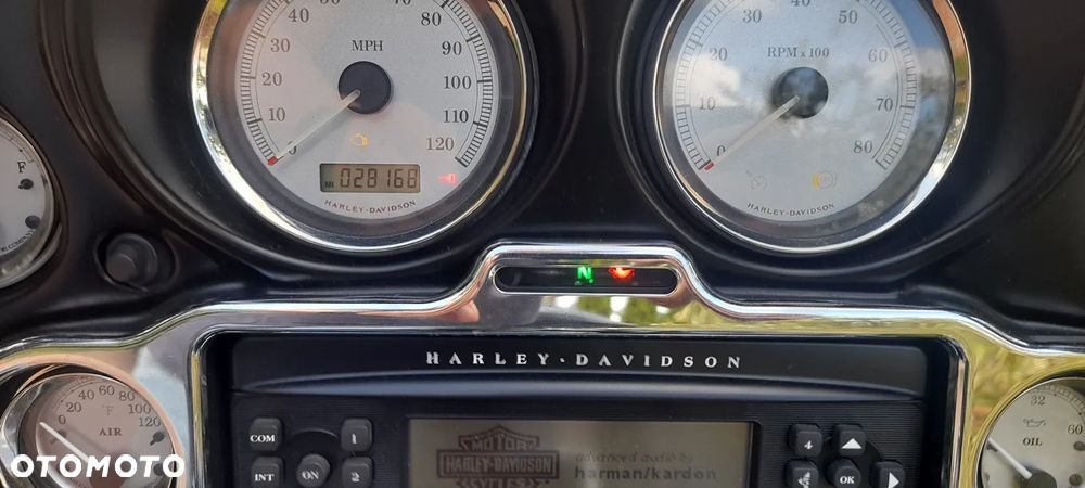 Harley-Davidson Touring Street Glide - 30