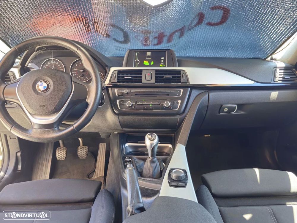 BMW 316 i Sport Line - 9