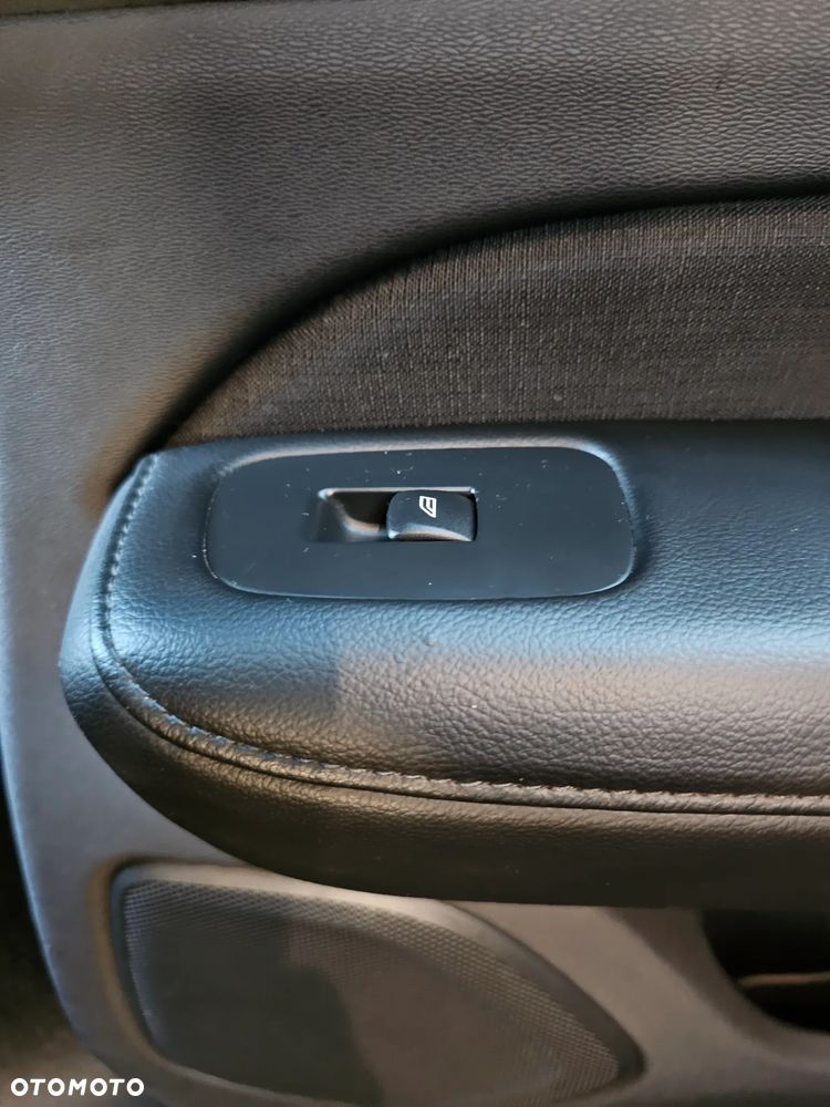 Volvo V60 D3 Momentum Pro - 27