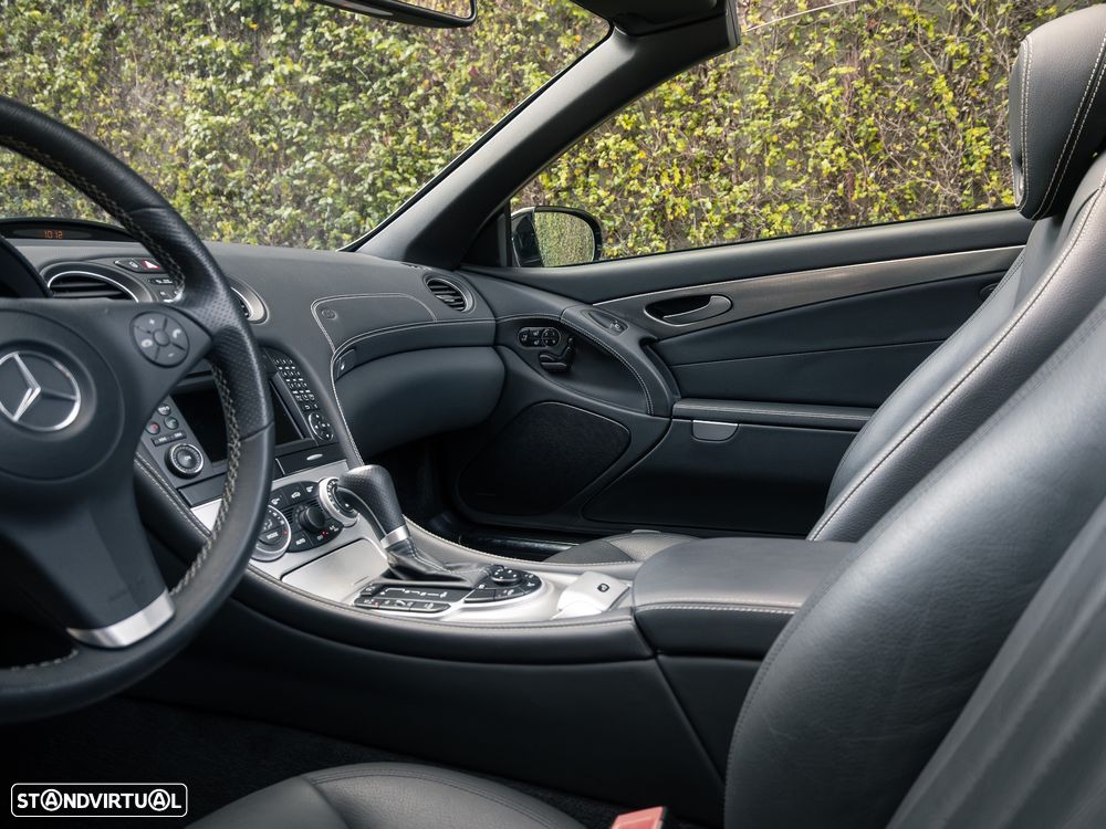 Mercedes-Benz SL 350 Standard - 30