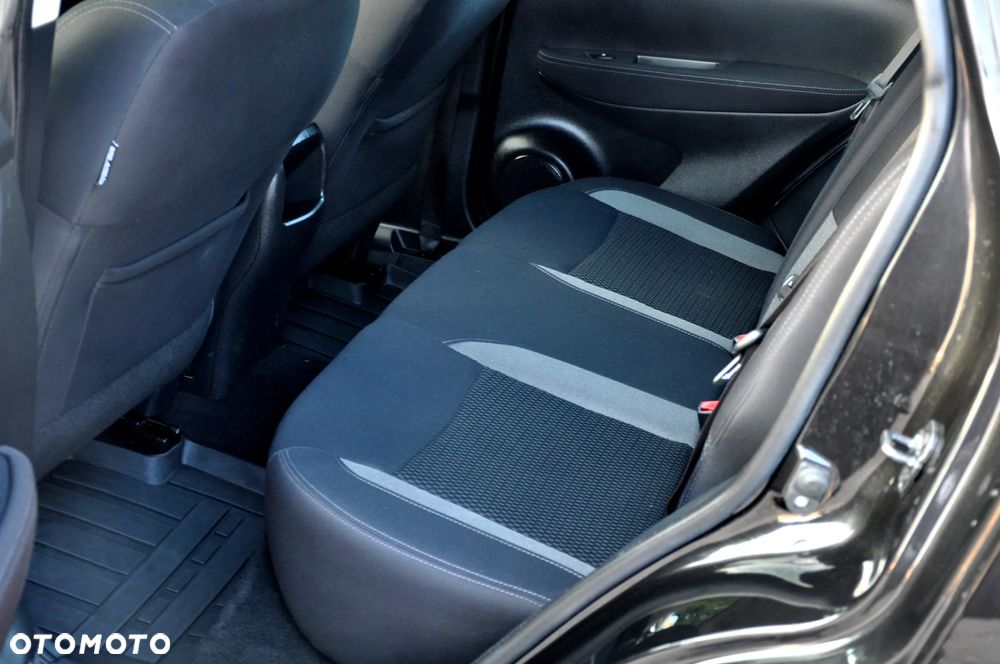 Nissan Qashqai 1.3 DIG-T DCT AKARI - 30