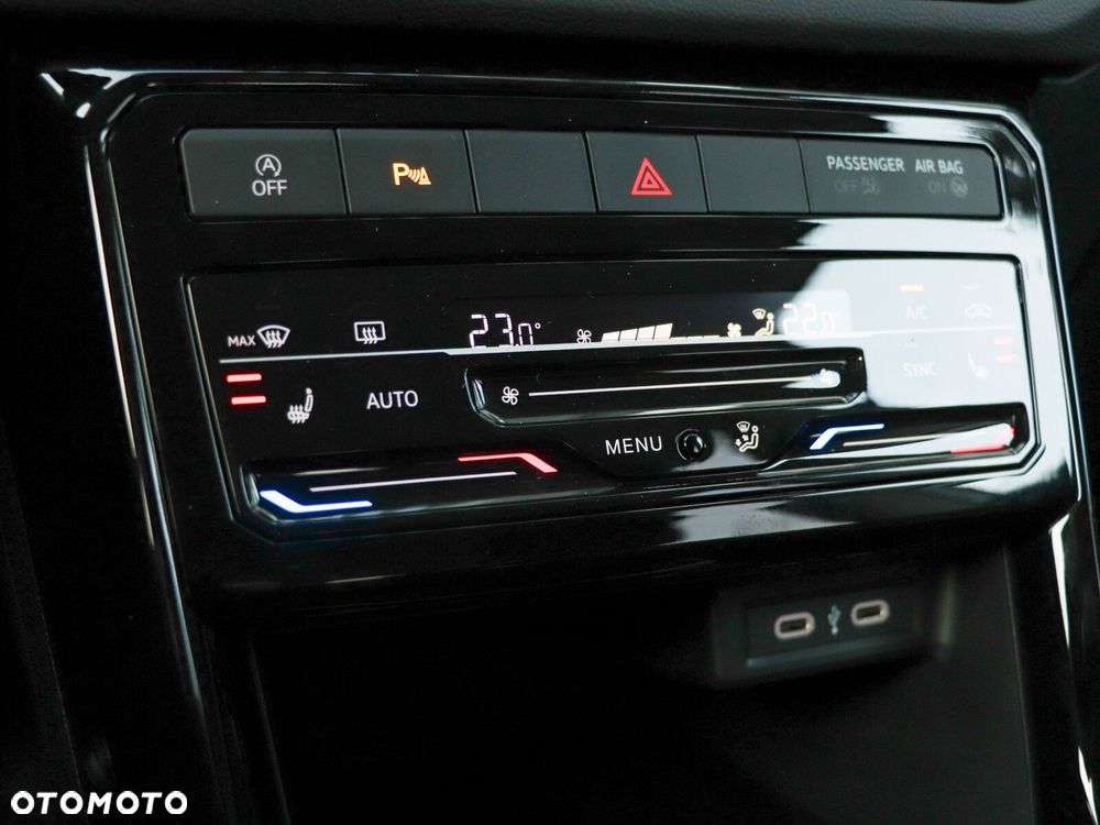 Volkswagen T-Cross - 18