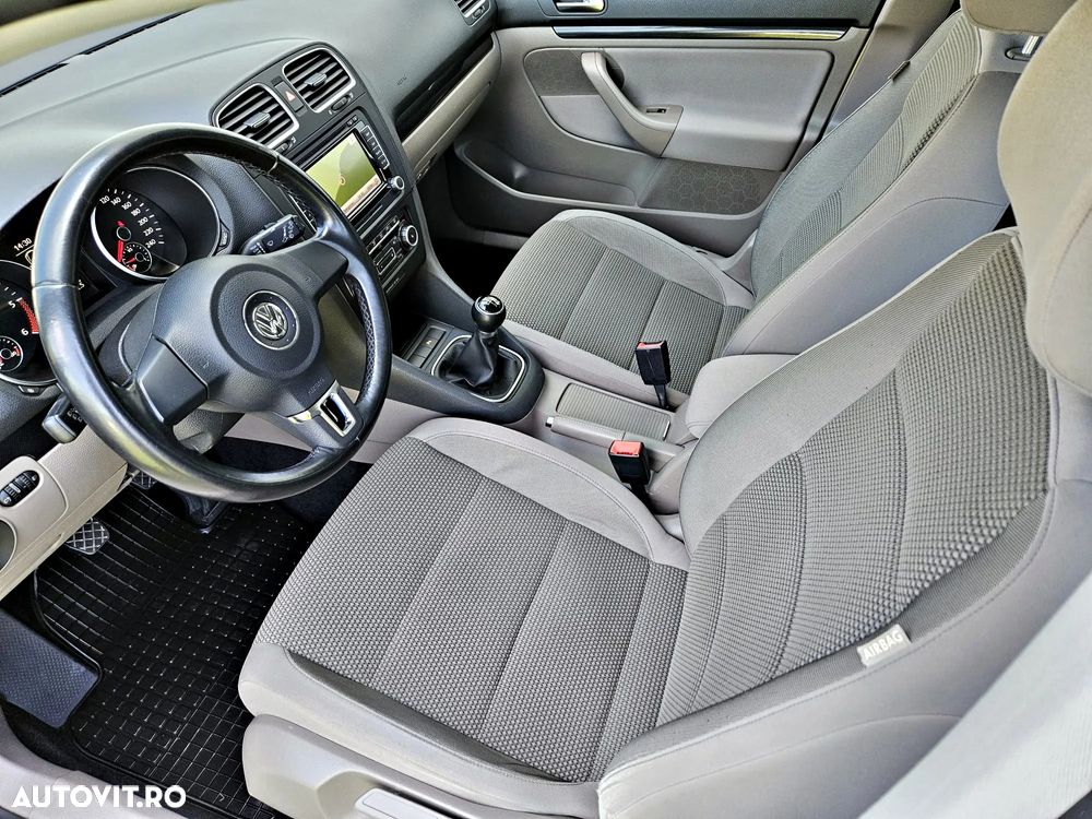 Volkswagen Golf 2.0 TDI DPF Highline - 7