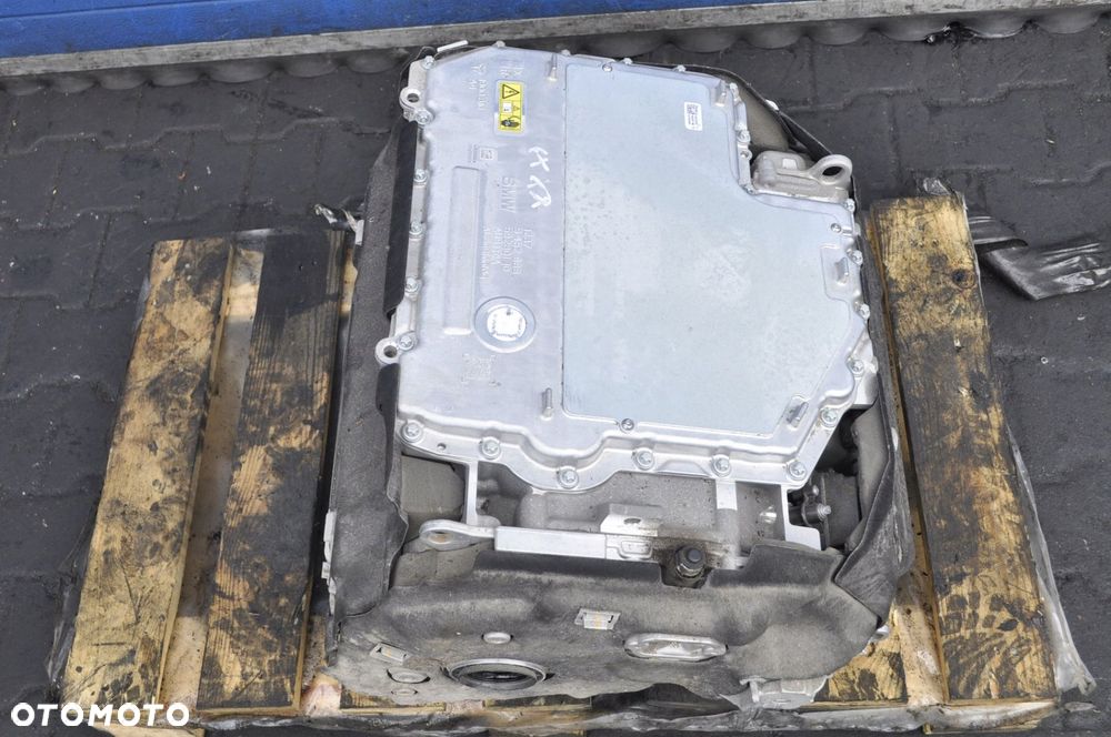 BMW iX3 G08 SILNIK ELEKTRYCZNY 9452668 1 HA0001N0 - 2