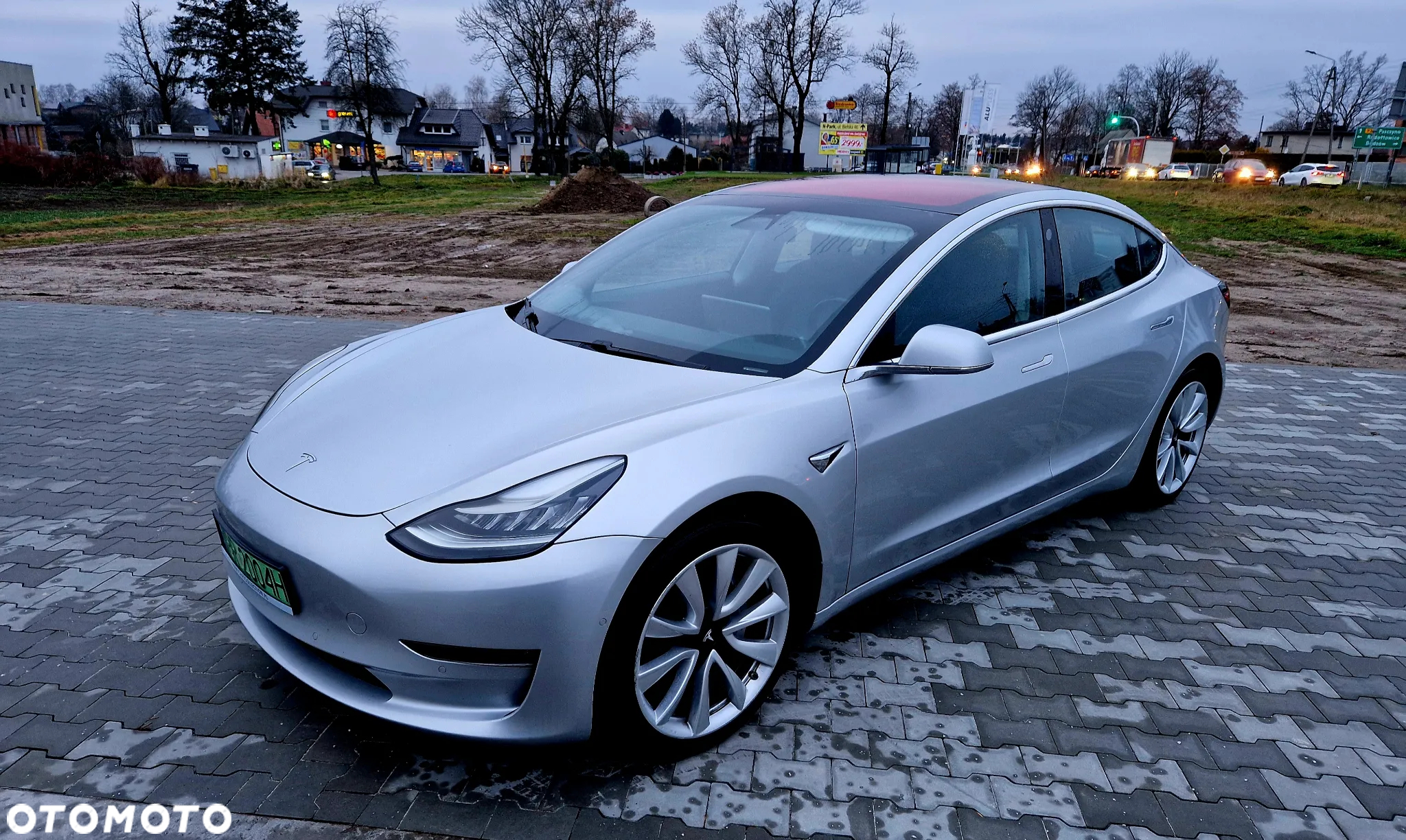 Tesla Model 3 Long Range AWD - 2