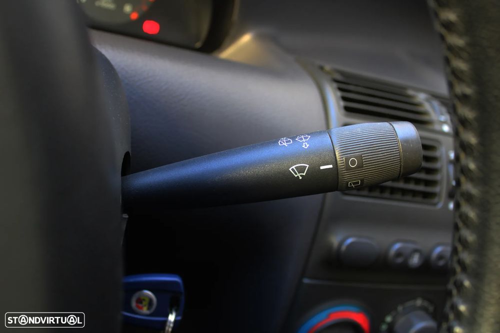 Fiat Punto Sport 16V - 36