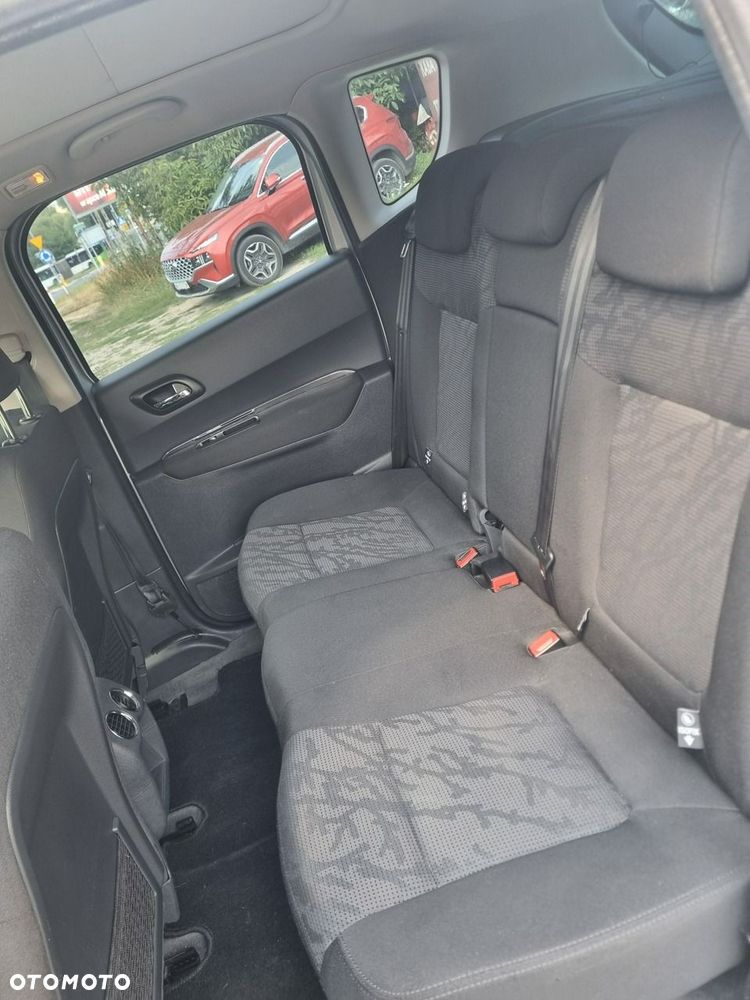 Peugeot 3008 - 13