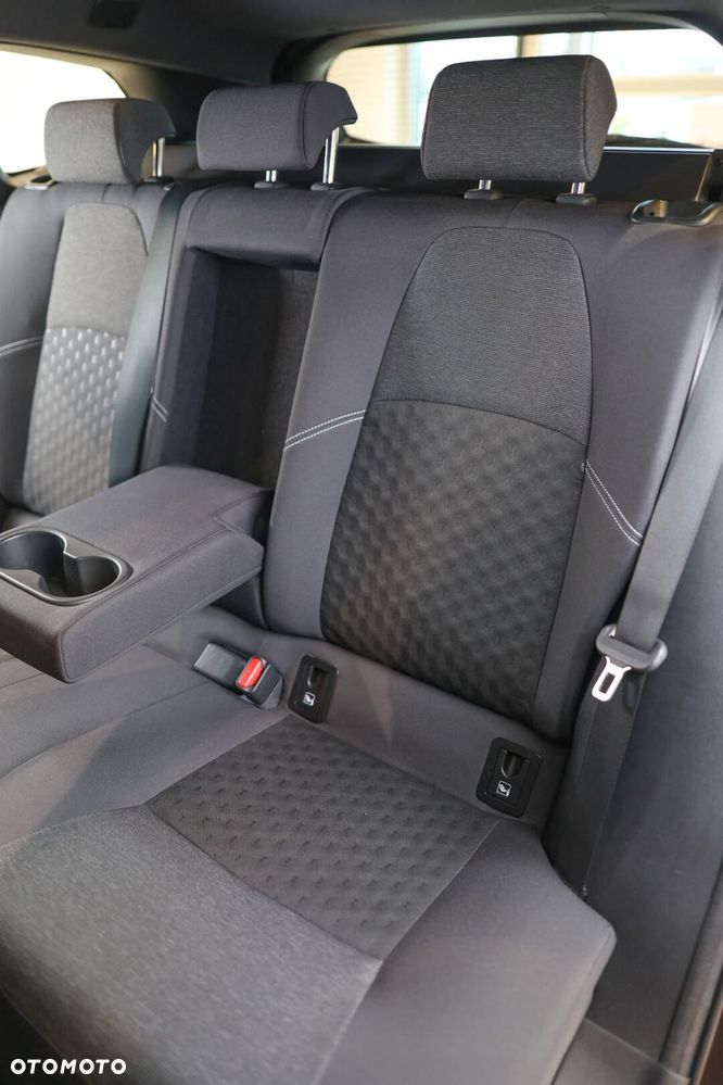 Toyota Corolla 1.8 Hybrid Comfort - 13