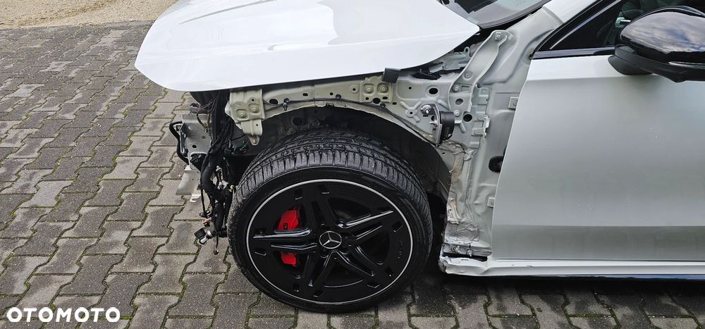 Mercedes-Benz Klasa A 45 S AMG 4-Matic 8G-DCT - 25