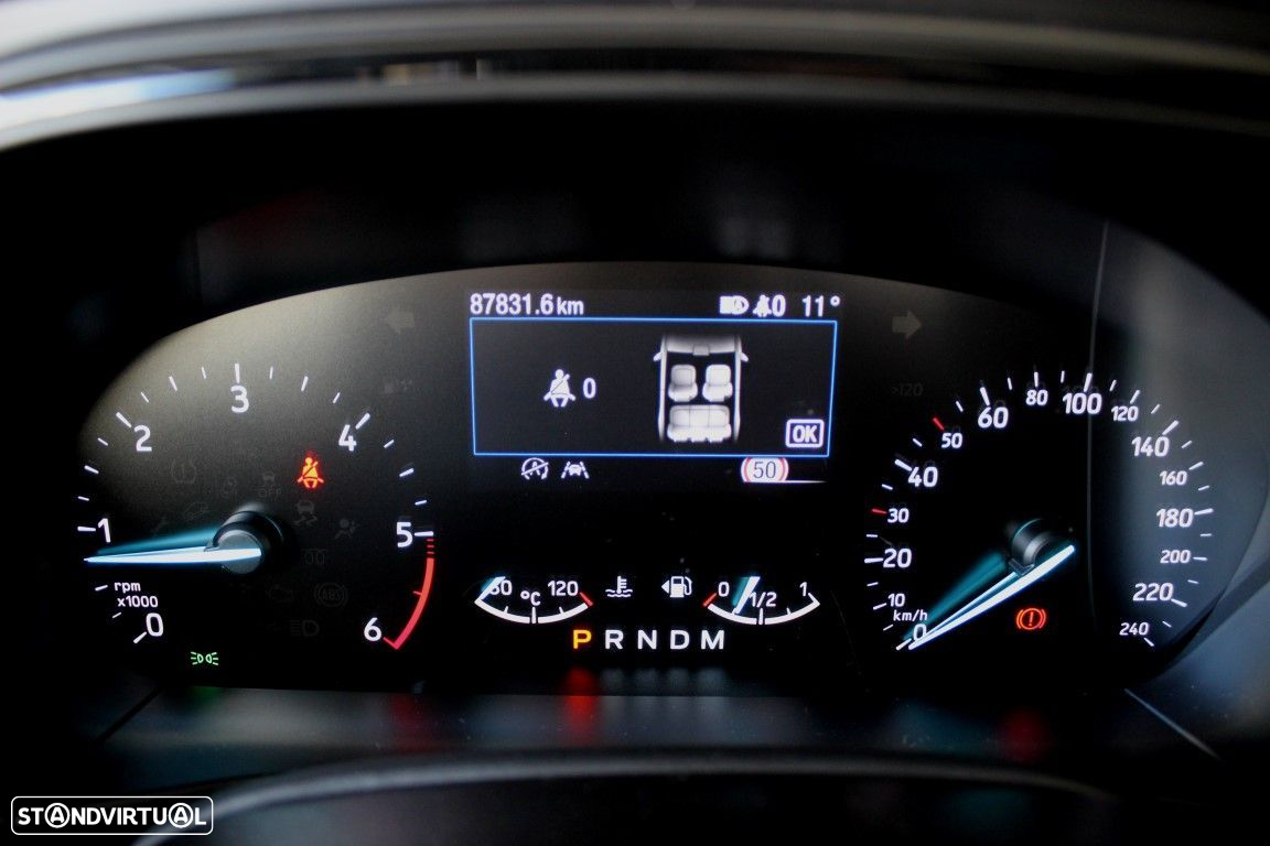 Ford Focus SW - 25