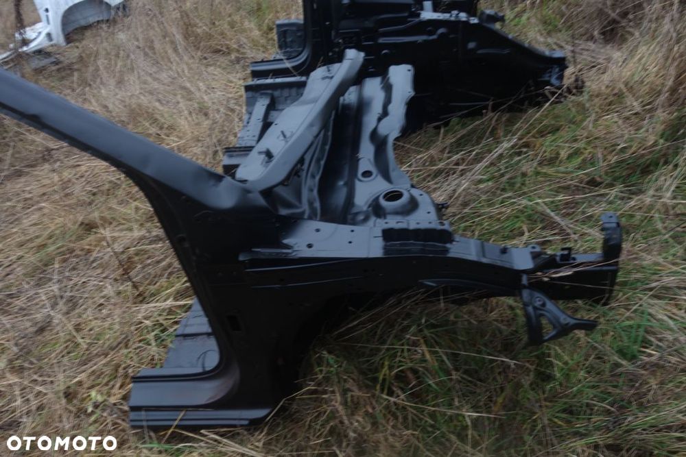 PODŁUŻNICA PRAWY PRZÓD HYUNDAI I20 II