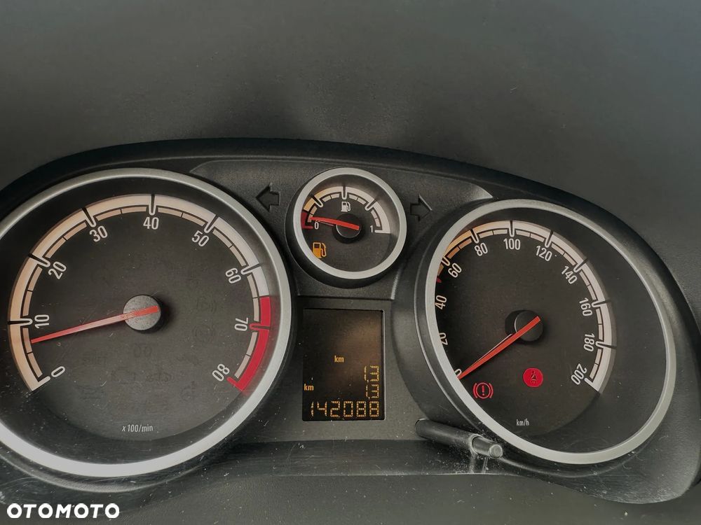 Opel Corsa 1.4 16V 150 Jahre - 27