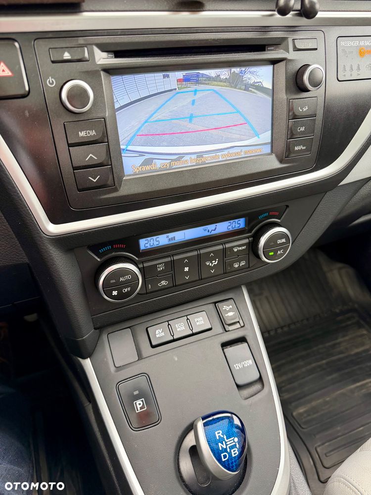 Toyota Auris 1.8 HSD Prestige NAVI - 16