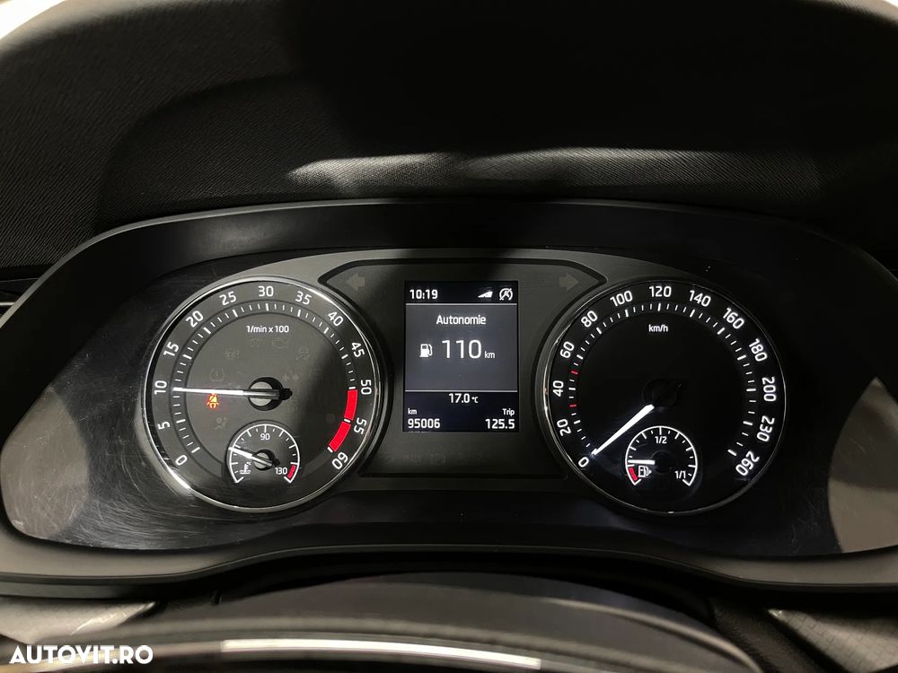 Skoda Octavia 2.0 TDI Ambition - 26