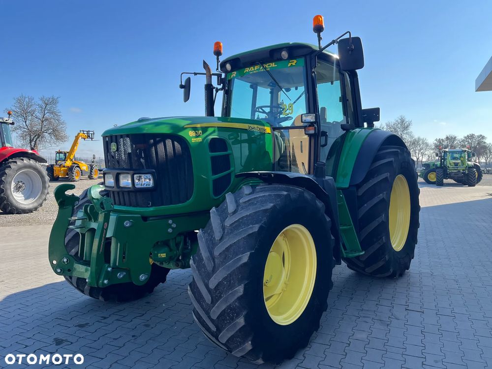 John Deere 6930 - 8